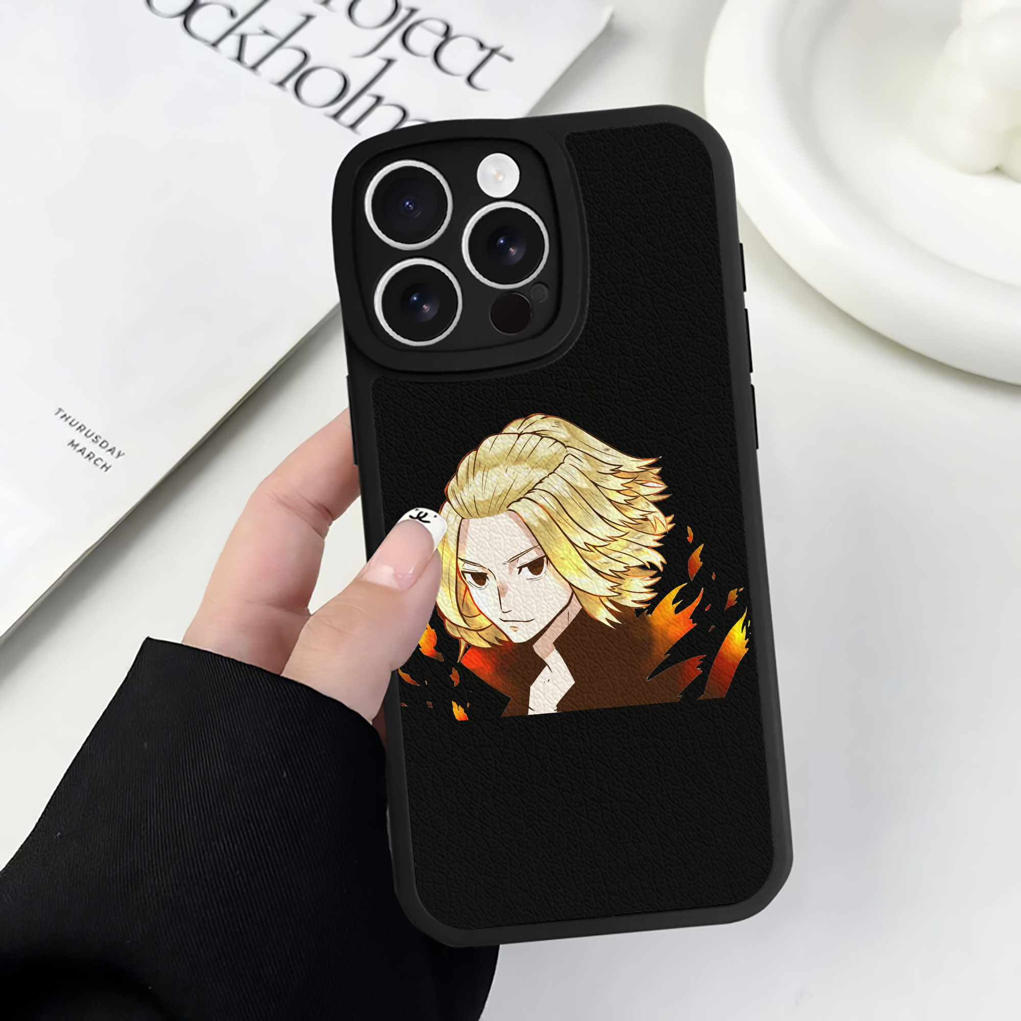 （画像用） 東京リベンジャーズ Tokyo Revengers 【iPhone 16シリーズ対応】シリコンスマホケース（レザー調） 材質：シリコン